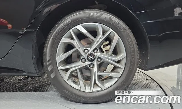 Hyundai Sonata — Фото автомобиля 6