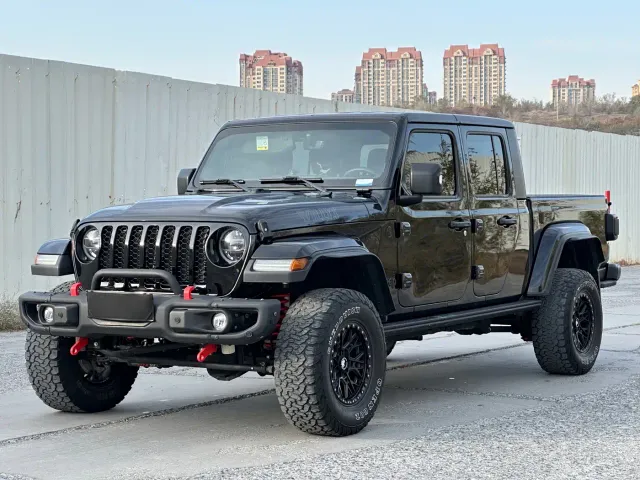 Фотография автомобиля — Jeep Gladiator