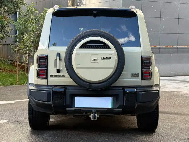 iCAR V27 — Фото автомобиля 12