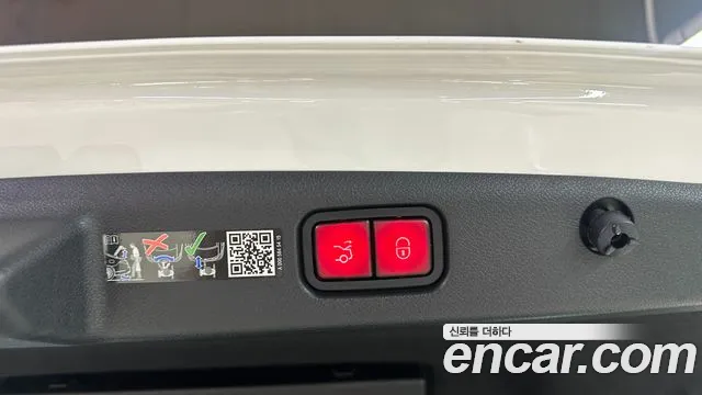 Mercedes-Benz E-Class E-класс W214 — Фото автомобиля 20