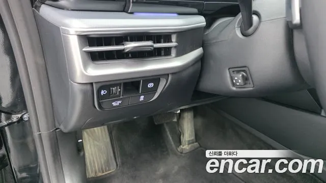 Hyundai Grandeur GN7 — Фото автомобиля 12