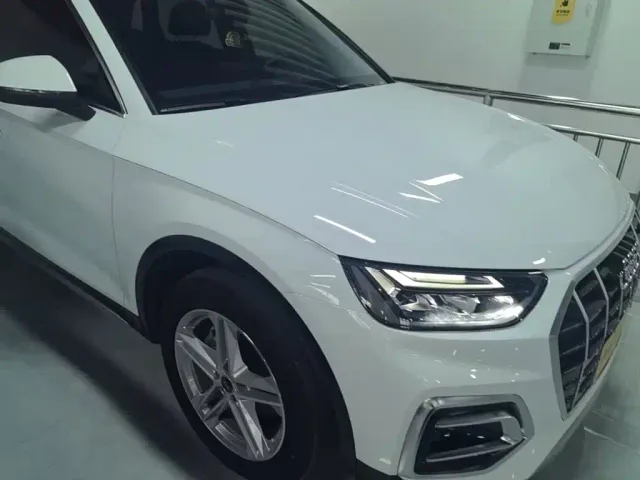 Audi Q5L — Фото автомобиля 3