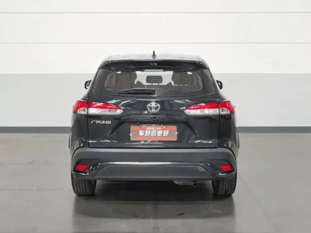 Toyota Frontlander — Фото автомобиля 4