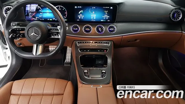 Mercedes-Benz E-Class — Фото автомобиля 7