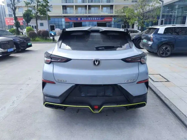 Changan UNI-T — Фото автомобиля 8
