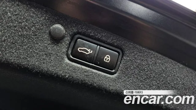 Hyundai Grandeur Новый Grandeur IG — Фото автомобиля 16
