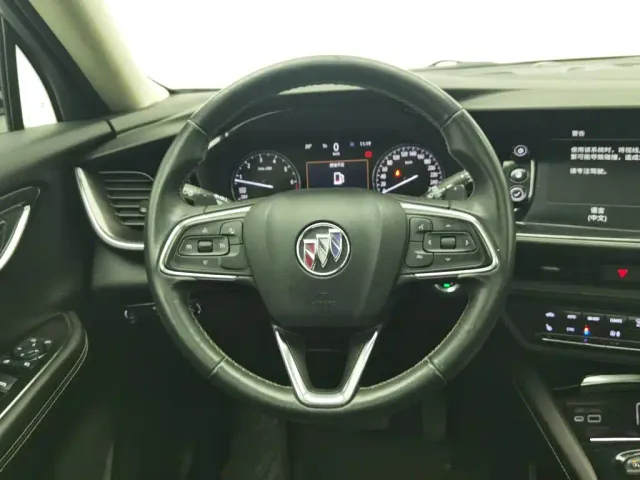 Buick Envision S — Фото автомобиля 11