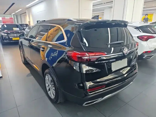 Buick Envision Plus — Фото автомобиля 4