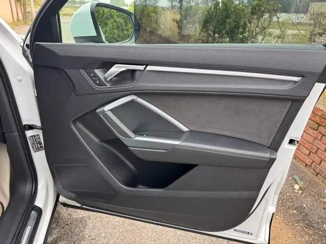 Audi Audi Q3 2024 35 TFSI Progressive Elegance — Фото автомобиля 22