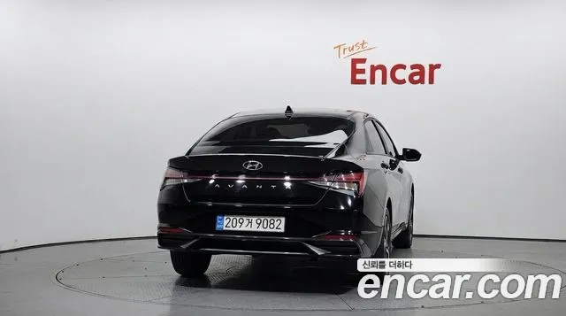 Hyundai AVANTE Avante (CN7) — Фото автомобиля 4