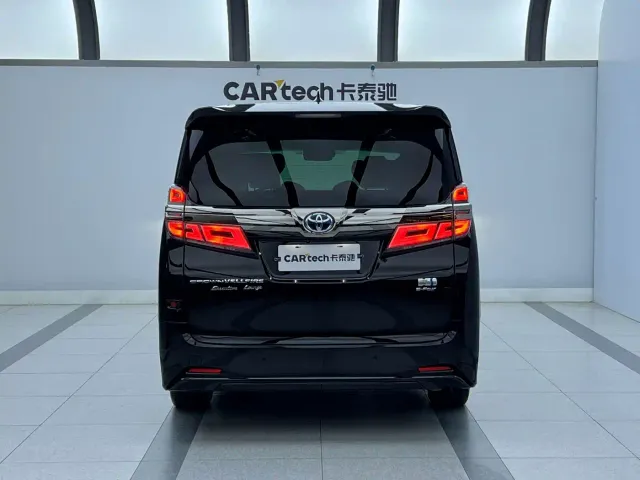 Toyota Alphard — Фото автомобиля 5