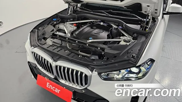 BMW X5 xDrive 40i M Sport — Фото автомобиля 3