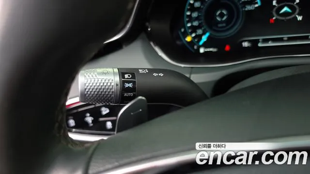 Genesis GV70 — Фото автомобиля 29