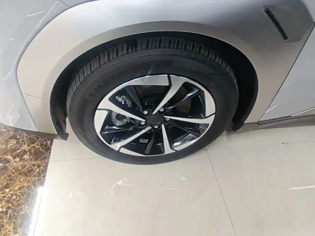 GAC Aion Y — Фото автомобиля 22