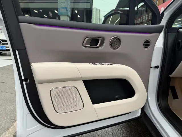 Li Auto i6 — Фото автомобиля 6
