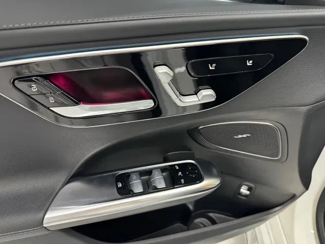 Mercedes-Benz C-Class — Фото автомобиля 10