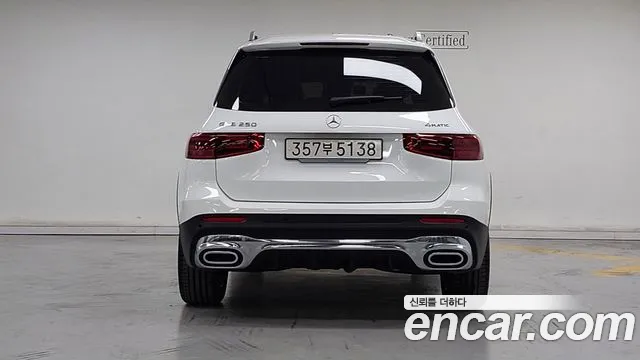 Mercedes-Benz GLB-Class — Фото автомобиля 4