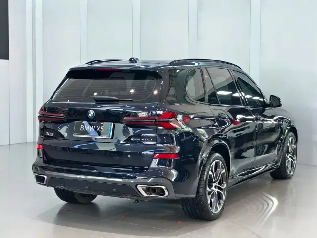 BMW X5 — Фото автомобиля 3