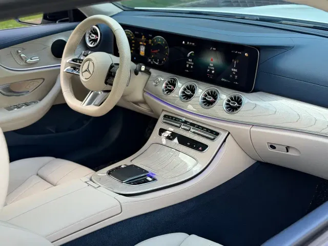 Mercedes-Benz E-Class — Фото автомобиля 9
