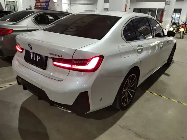 BMW 3 Series — Фото автомобиля 7
