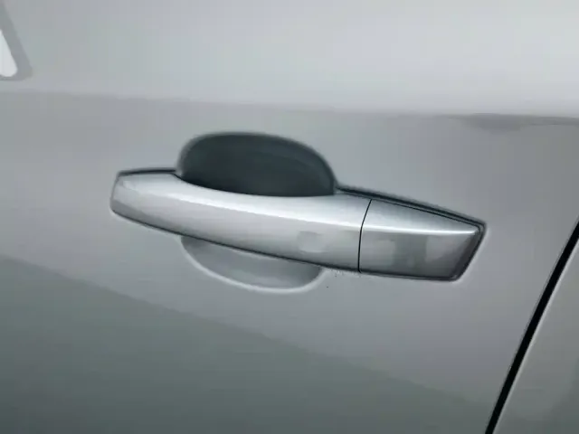 Nezha Auto Neta U 2022 Smart 500 LFP — Фото автомобиля 18