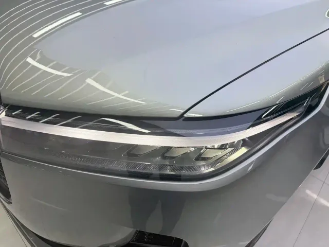 Li Auto ONE — Фото автомобиля 17