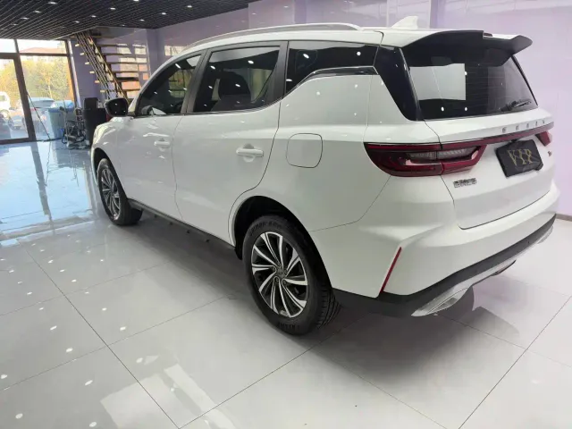 Geely Vision X6 — Фото автомобиля 6