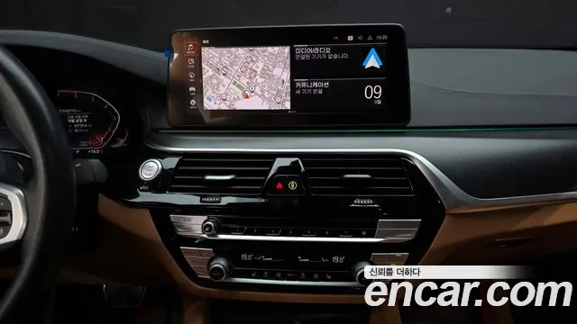 BMW 5 Series G30 — Фото автомобиля 14
