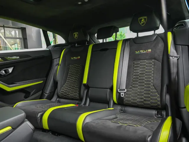 Lamborghini Urus — Фото автомобиля 18