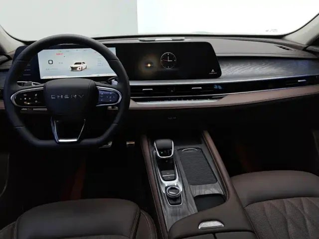 Chery Arrizo 8 — Фото автомобиля 12