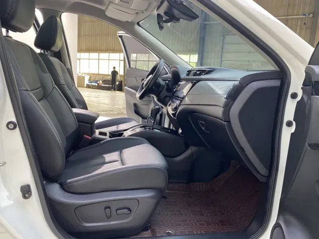 Nissan X-Trail — Фото автомобиля 17