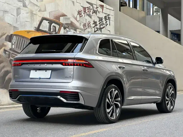 Geely Xingyue L — Фото автомобиля 4