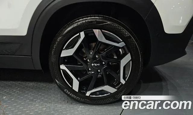 Kia Seltos New — Фото автомобиля 6
