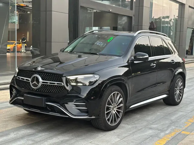 Фотография автомобиля — Mercedes-Benz GLE-Class