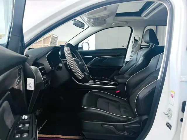 Haval H6 — Фото автомобиля 6