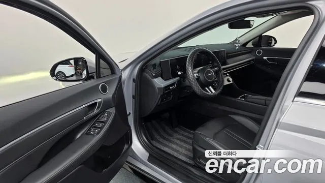 Hyundai Sonata — Фото автомобиля 15