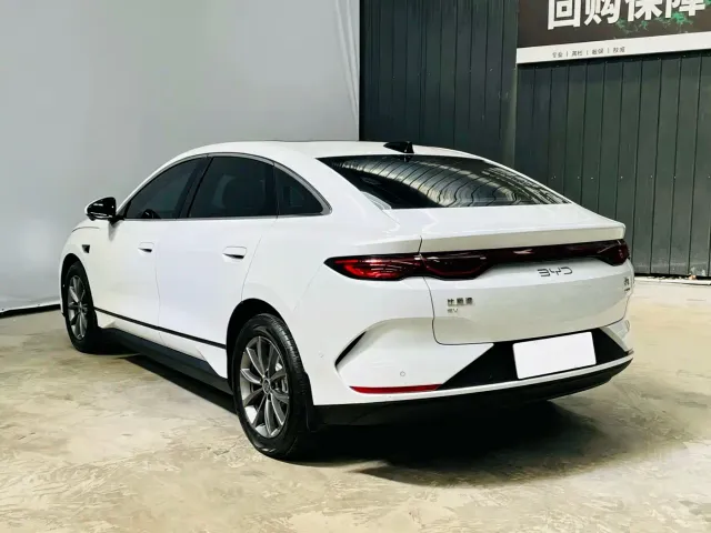 BYD Qin L 2025 EV 470KM Leading Edition — Фото автомобиля 4