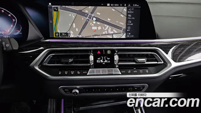 BMW X7 — Фото автомобиля 14