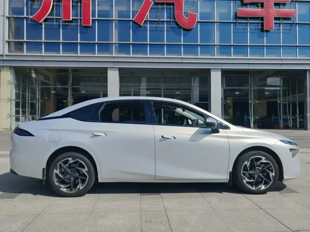GAC Aion S MAX — Фото автомобиля 5