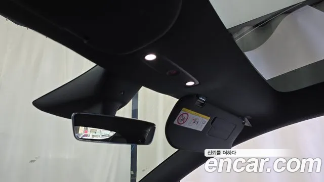 Tesla Model Y — Фото автомобиля 27