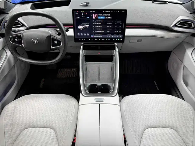 Arcfox Alpha S5 — Фото автомобиля 8