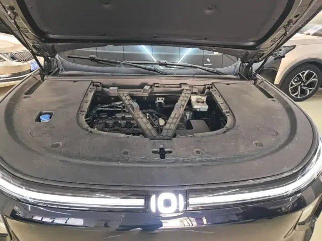 Changan Qiyuan Q07 — Фото автомобиля 18