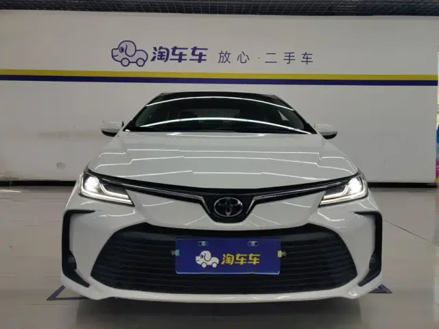 Toyota Corolla — Фото автомобиля 2