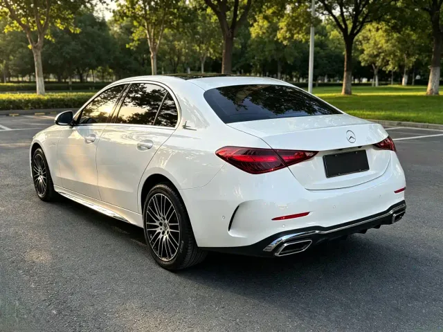 Mercedes-Benz C-Class — Фото автомобиля 6