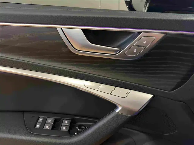 Audi A6L — Фото автомобиля 8