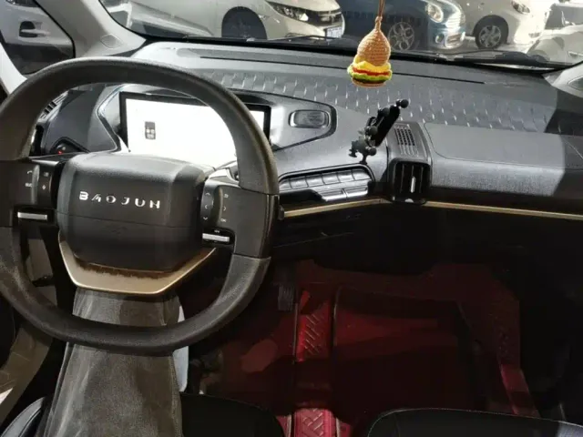 Baojun KiWi EV — Фото автомобиля 9