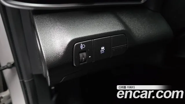 Hyundai Avante CN7 — Фото автомобиля 27