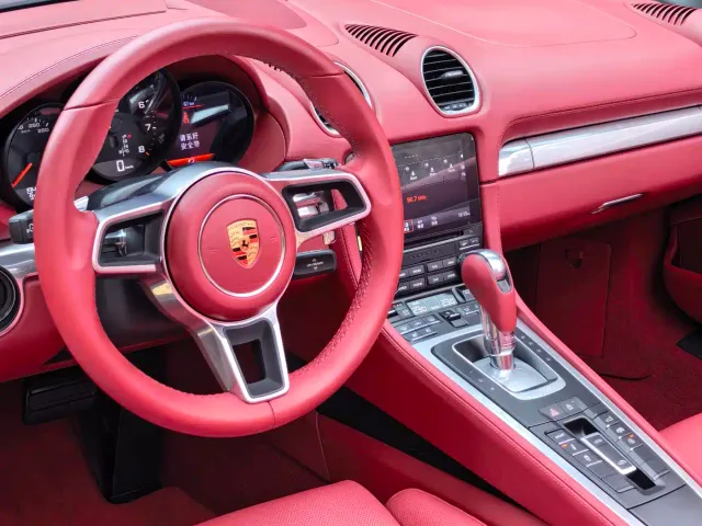 Porsche 718 — Фото автомобиля 8