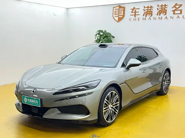 Фотография автомобиля — Denza Z9GT