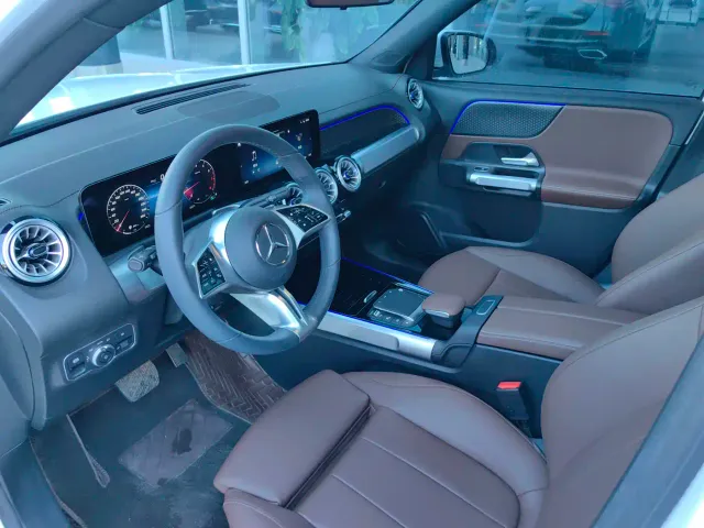 Mercedes-Benz GLB-Class — Фото автомобиля 6